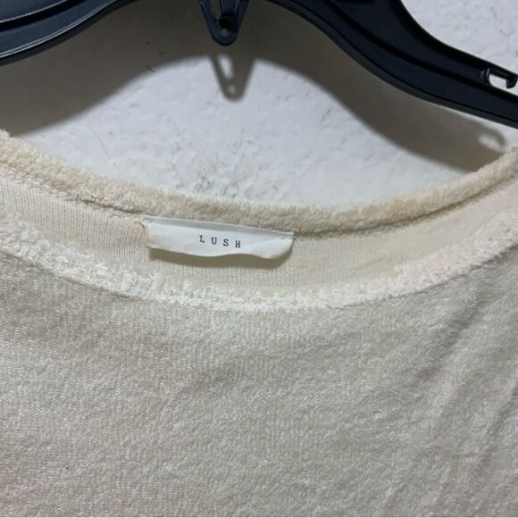 Lush cream top velvet size S - Picture 8 of 9